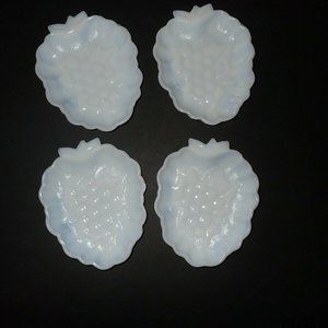 Hazel Atlas Milk Glass‎ GRAPE Salad Relish vintage